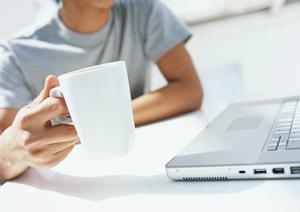 ウェブ会議で企業負担を軽減